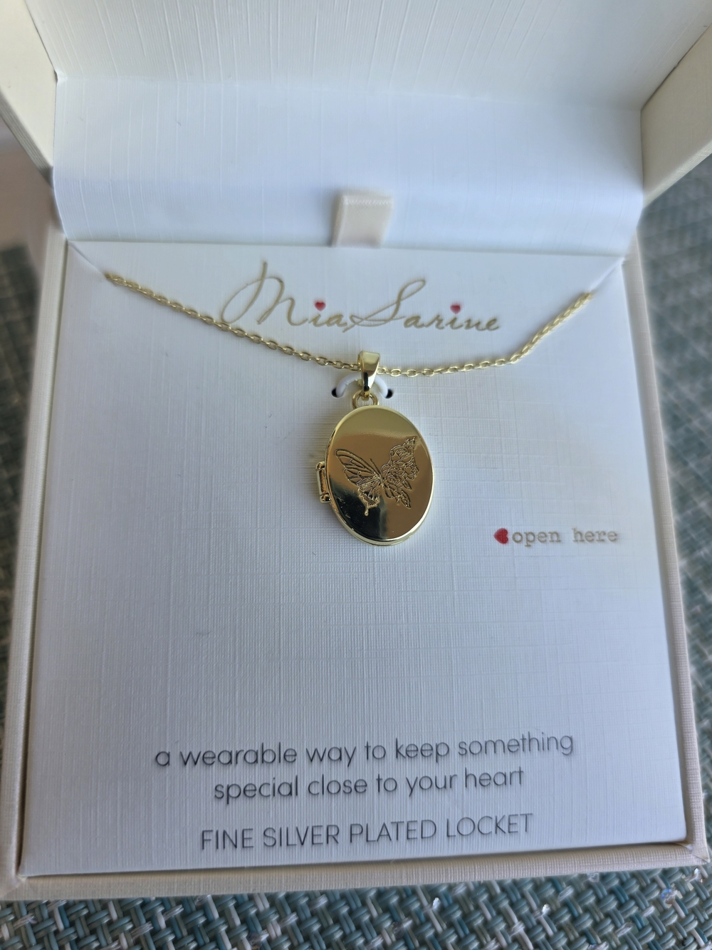Locket Necklace - Picture 3 of 7